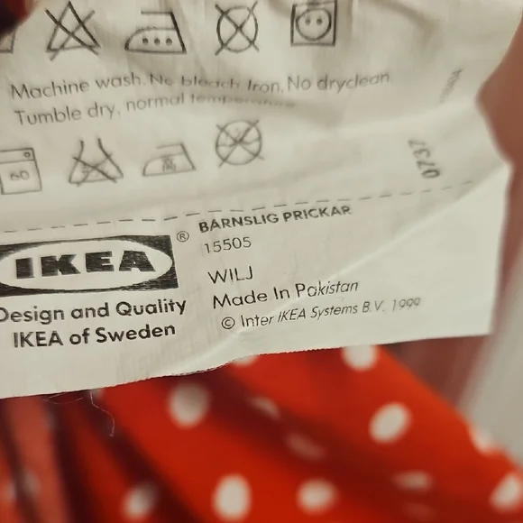 Red Polka Dot Kids Blanket with Animal character Print - Picture 8 of 8